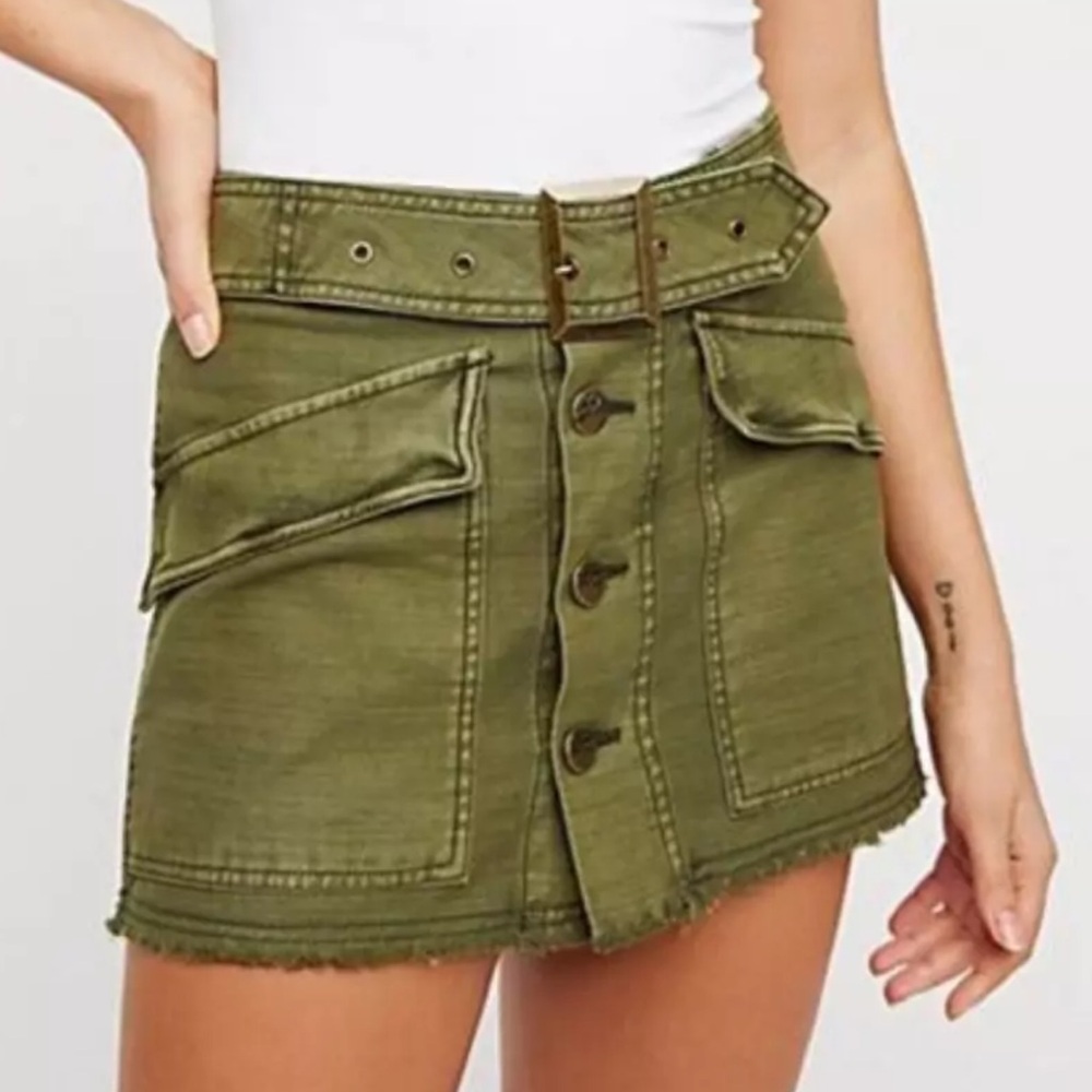 Free People Hanging Onโ Tight Mini Skirt Olive Green Utility Cargo Style Size 2